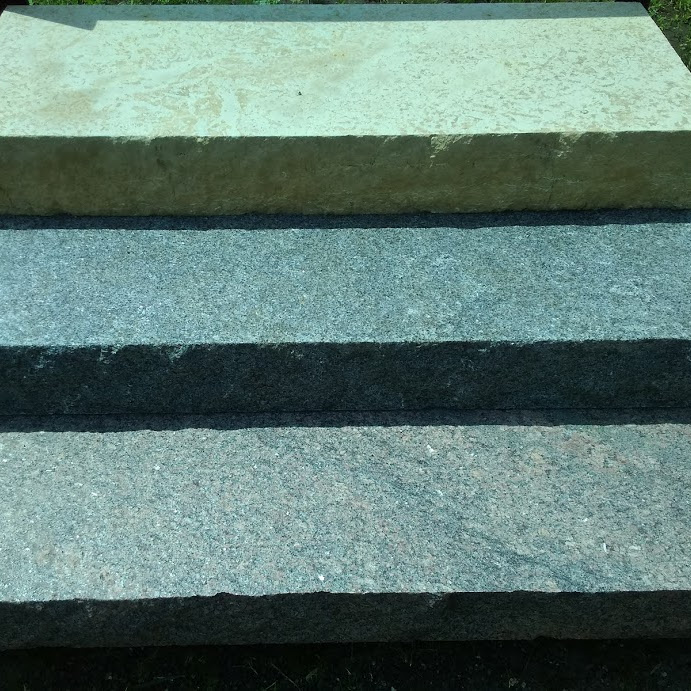 Kasota-Granite-Natural-Stone-Steps